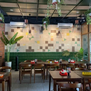 Tegel untuk Rumah Bergaya Klasik dan Modern