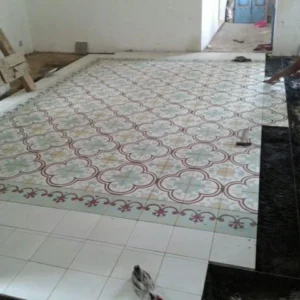 Proses Pemasangan Tegel Untuk Ruang Makan